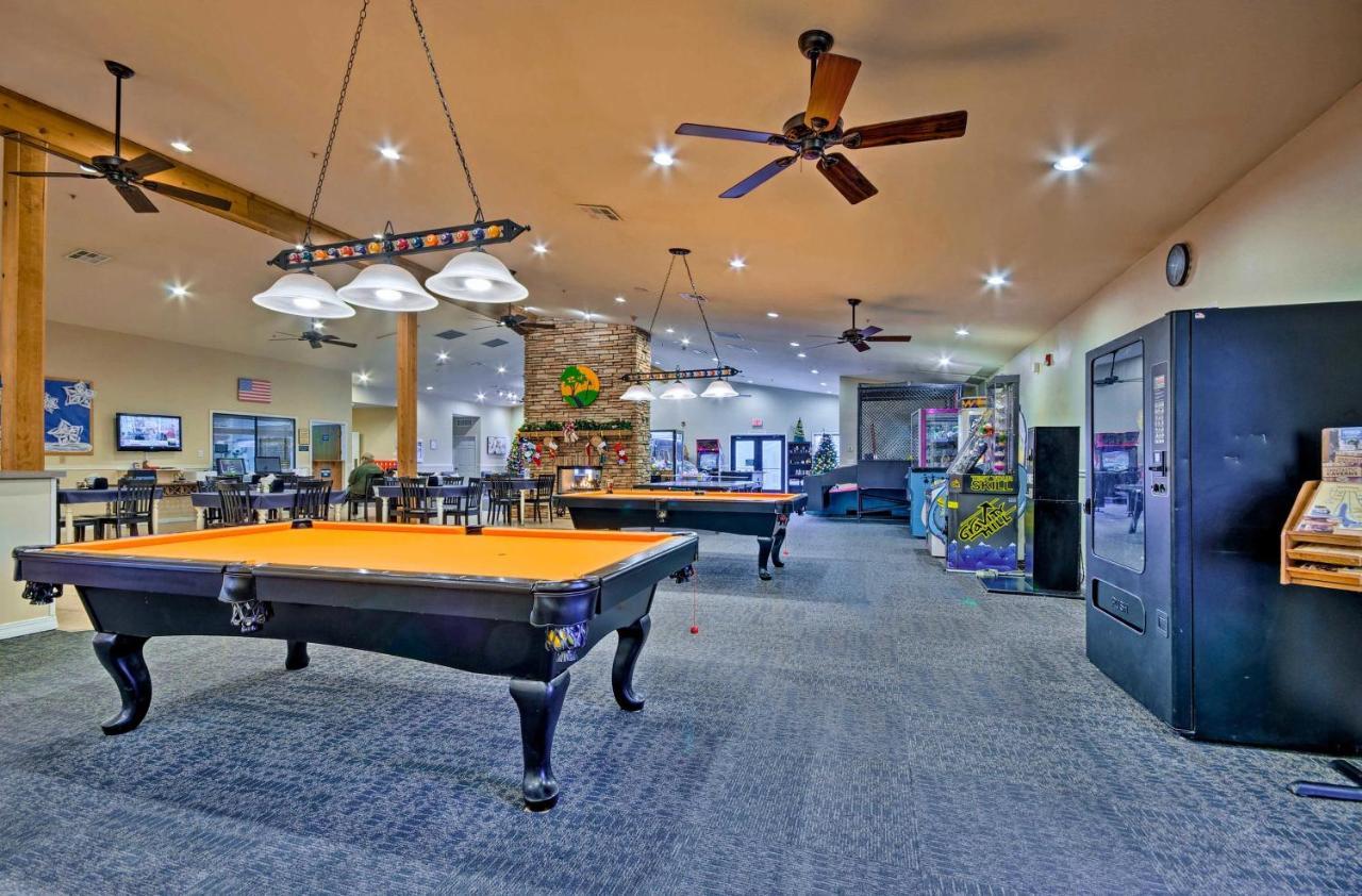 Cozy Top Floor 2Br Condo With View And Amenities!! Point Lookout エクステリア 写真