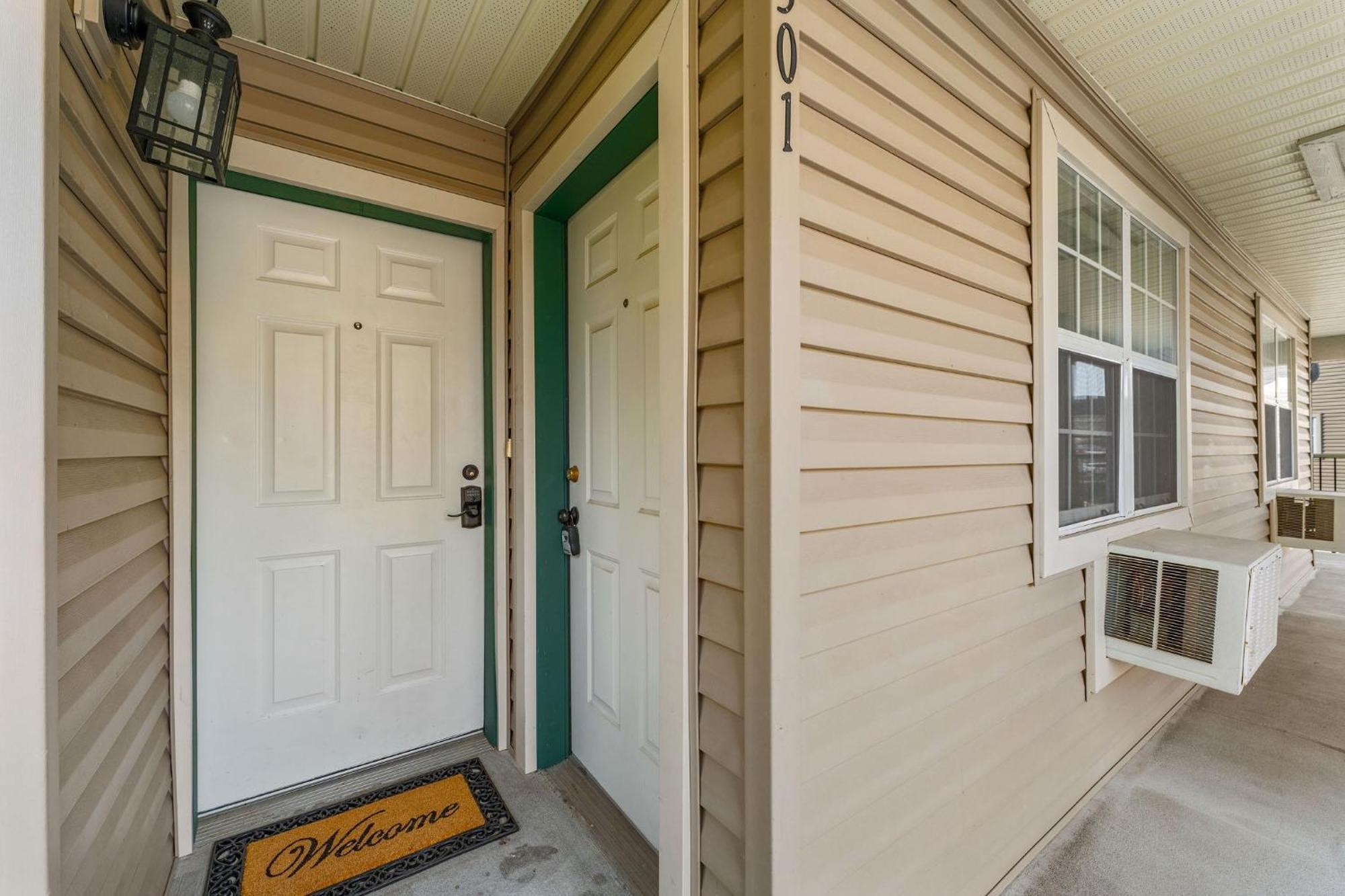 Cozy Top Floor 2Br Condo With View And Amenities!! Point Lookout エクステリア 写真
