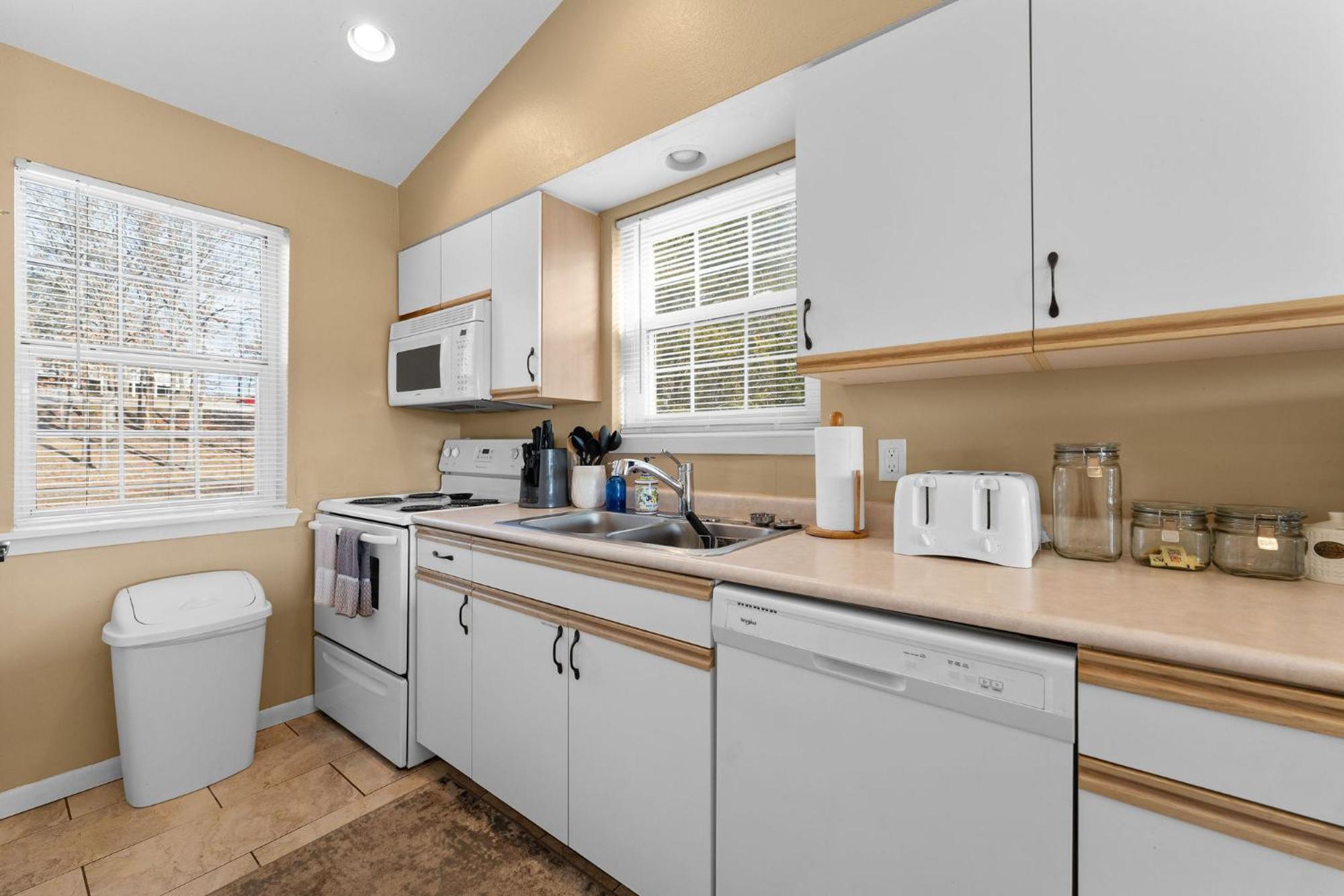 Cozy Top Floor 2Br Condo With View And Amenities!! Point Lookout エクステリア 写真