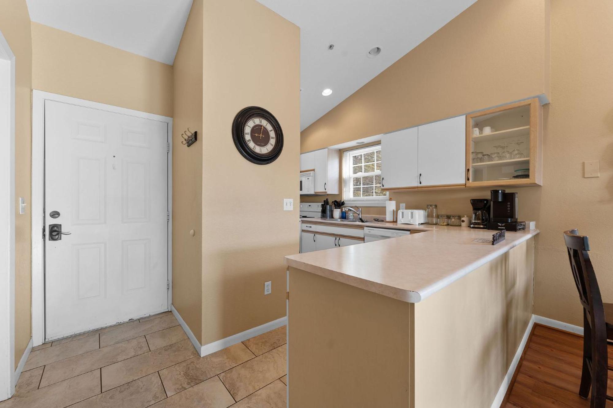 Cozy Top Floor 2Br Condo With View And Amenities!! Point Lookout エクステリア 写真